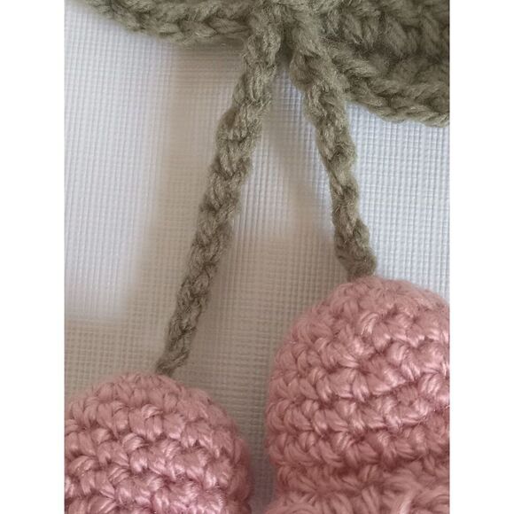 Handmade Acyrlic Crochet Lily of the Valley Adjustable Hanging Vine Decoration - Picture 6 of 7